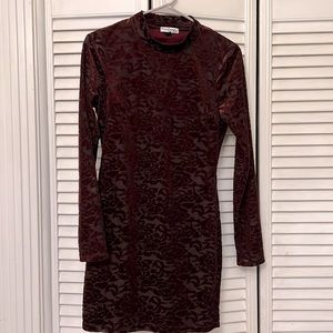 Never worn, Burgundy Velvet Dress